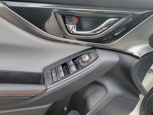 Used 2019 Subaru Crosstrek 2.0i Limited w/ Moonroof Package image 14