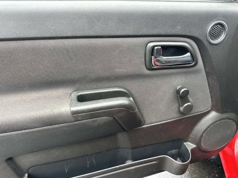 Used 2012 Chevrolet Colorado W/T image 13