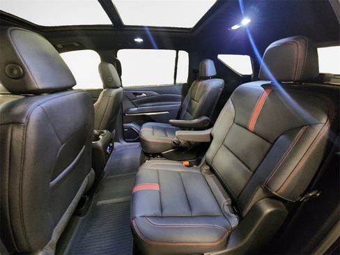 Certified 2024 Chevrolet Traverse RS w/ LPO, Floor Liner Package image 24