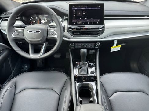 New 2026 Jeep Compass Limited image 13