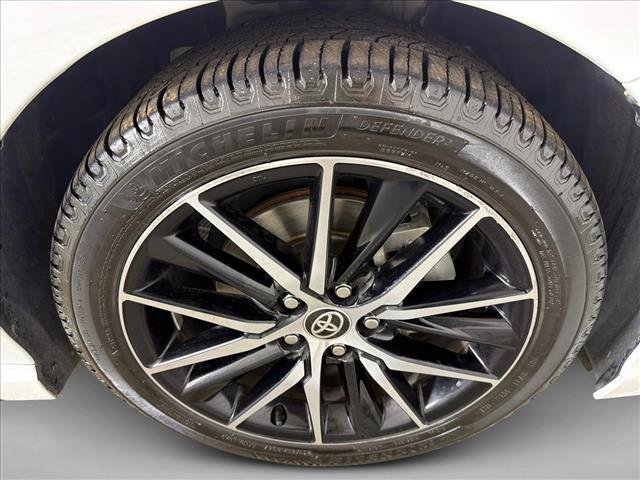 Used 2023 Toyota Camry SE FWD image 12