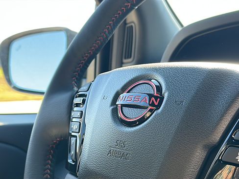 New 2026 Nissan Frontier PRO-4X w/ Pro-4x Convenience Package image 19