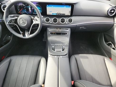 Used 2022 Mercedes-Benz E 350 Sedan image 13