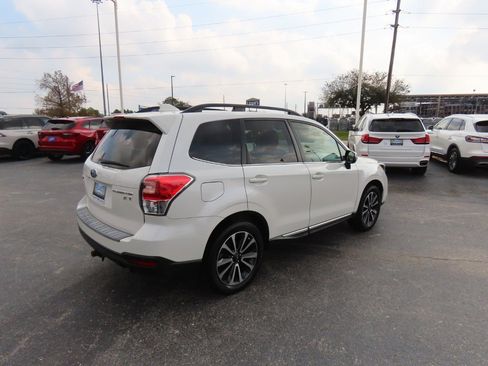 Used 2017 Subaru Forester 2.0XT Touring image 11
