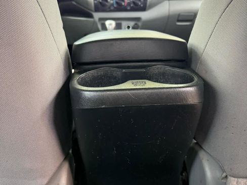 Used 2015 Toyota Tacoma 4x4 Double Cab image 12