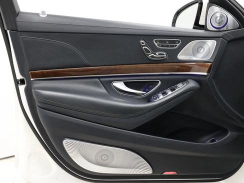 Used 2014 Mercedes-Benz S 63 AMG 4MATIC Sedan image 10