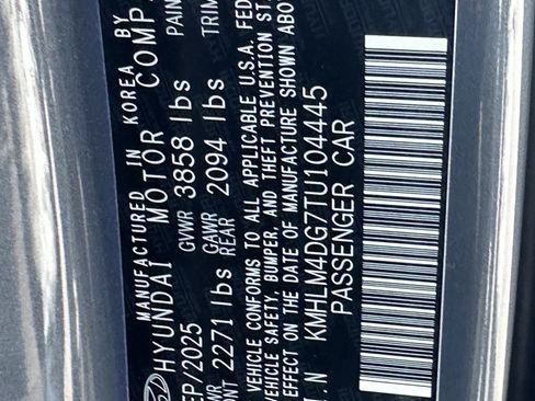 Used 2026 Hyundai Elantra Sport FWD image 31