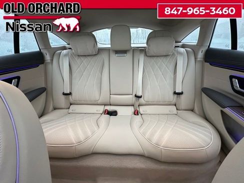 Used 2022 Mercedes-Benz EQS 580 4MATIC Sedan image 13