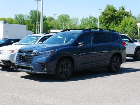 Used 2023 Subaru Ascent Onyx Edition Limited AWD/4WD image 2