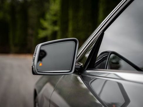 Used 2014 Mercedes-Benz E 550 4MATIC Sedan image 23