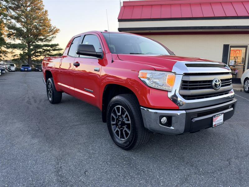 Used 2014 Toyota Tundra SR5 w/ TRD Off Road Package AWD/4WD image 3