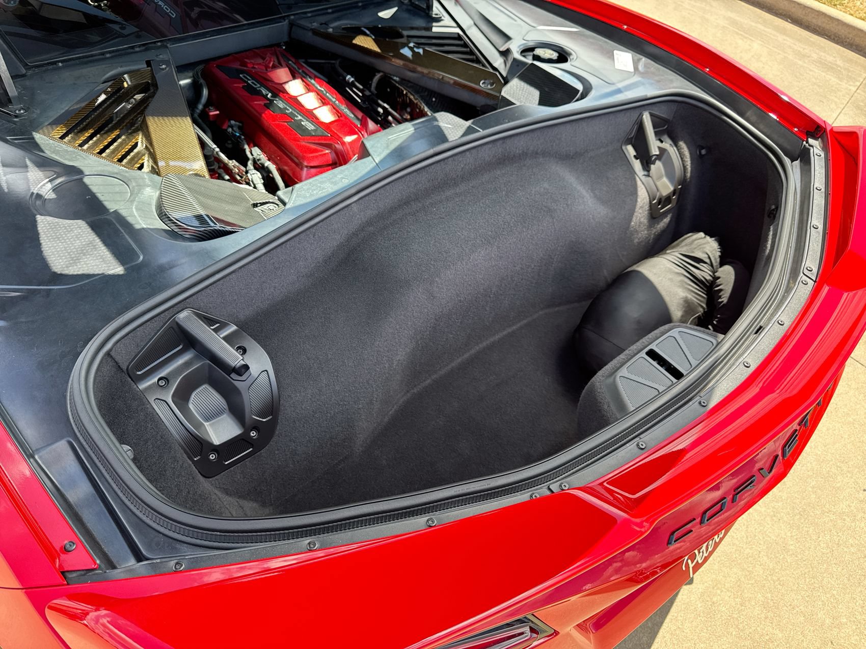 Used 2020 Chevrolet Corvette Stingray Coupe w/ Z51 Performance Package RWD image 21