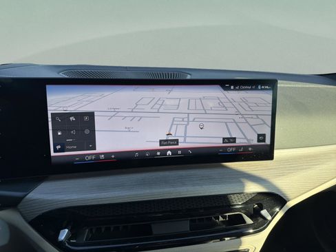 Certified 2025 BMW M440i Convertible w/ Premium Package image 23