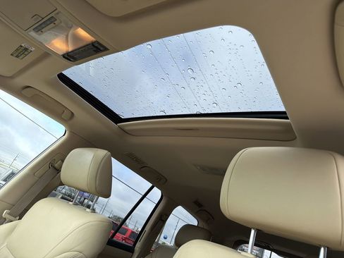 Used 2010 Lexus LX 570 4WD image 17