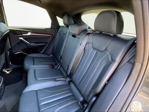 Used 2023 Audi Q5 2.0T Premium Plus w/ Premium Plus Package image 28