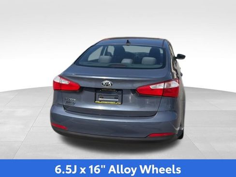 Used 2016 Kia Forte LX FWD image 28