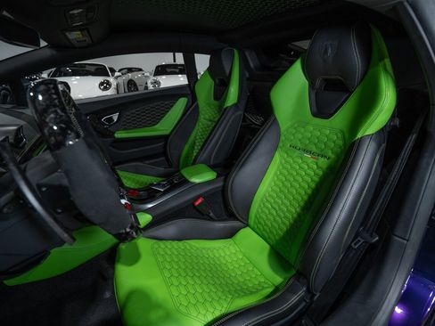 Used 2018 Lamborghini Huracan LP 580-2 RWD image 20