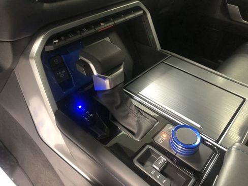 Used 2023 Toyota Tundra Platinum image 26