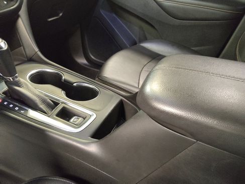 Used 2019 Chevrolet Equinox Premier FWD image 26
