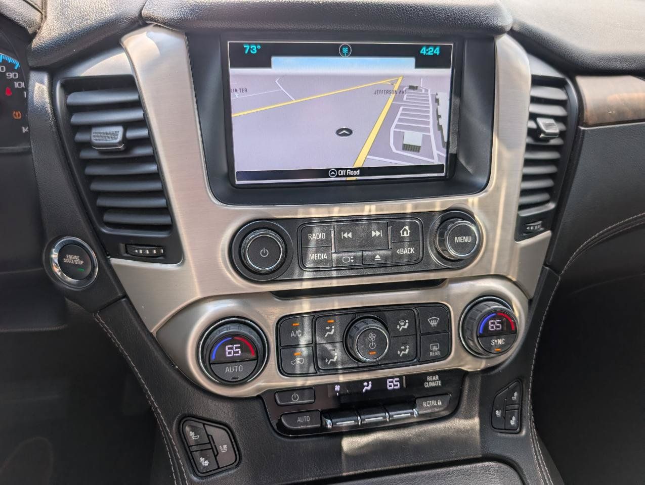 Used 2018 GMC Yukon Denali AWD/4WD image 24