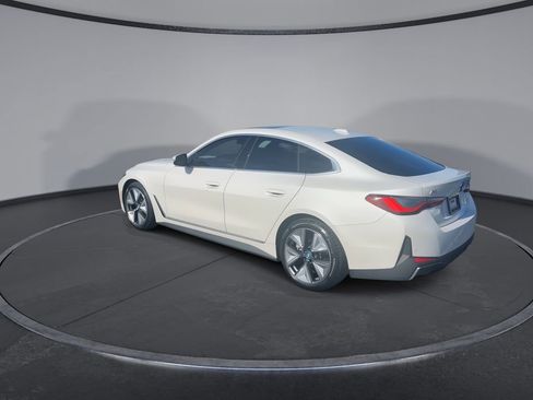 Used 2024 BMW i4 eDrive40 w/ Convenience Package image 6