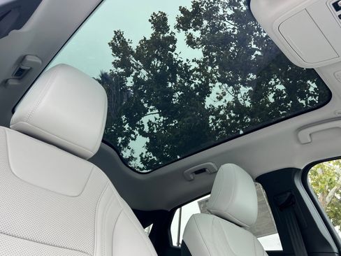 New 2025 Ford Mustang Mach-E Premium image 16