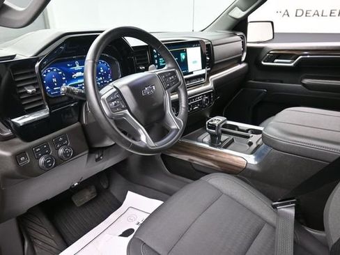 Used 2023 Chevrolet Silverado 1500 RST w/ Z71 Off-Road Package AWD/4WD image 18