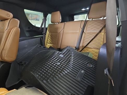 Used 2021 Cadillac Escalade ESV Sport w/ Driver Assist Tech Package AWD/4WD image 11