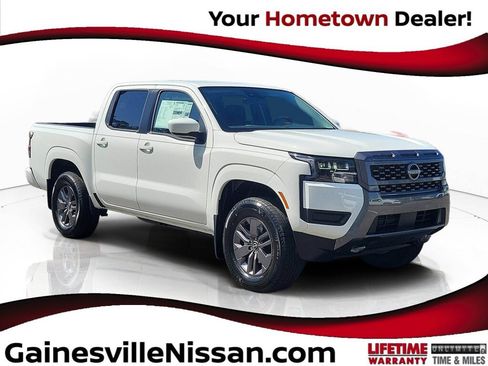 New 2026 Nissan Frontier SV w/ Tow Package AWD/4WD image 1