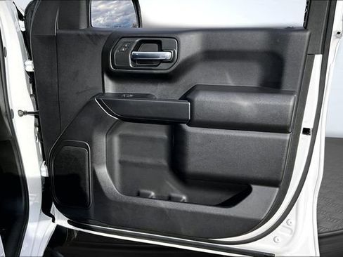 Used 2025 Chevrolet Silverado 1500 Custom image 27