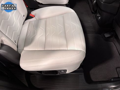 Used 2022 Kia Telluride SX w/ SX Prestige Package image 23