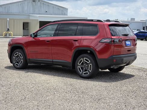New 2026 Jeep Cherokee Laredo AWD/4WD image 4