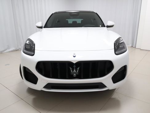 New 2026 Maserati Grecale Modena image 8