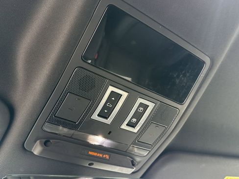 Used 2025 Land Rover Defender 110 S AWD/4WD image 26