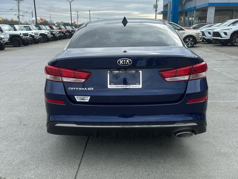 Used 2020 Kia Optima LX image 7