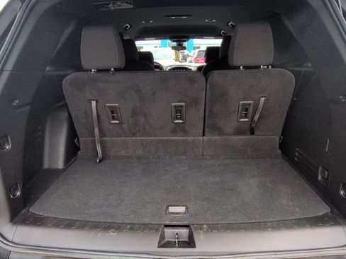 Used 2023 Chevrolet Traverse LT FWD image 27