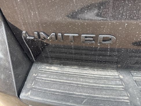 Used 2024 Ford Expedition Max Limited image 9