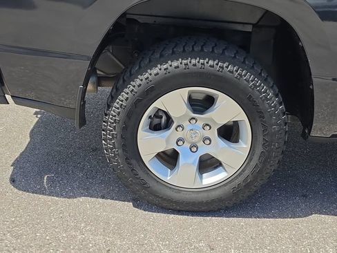 Used 2021 RAM 1500 Big Horn AWD/4WD image 5