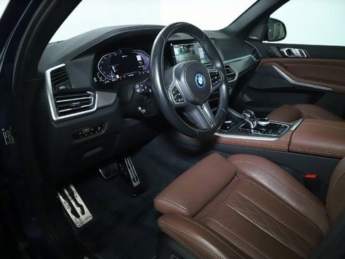 Certified 2023 BMW X5 xDrive45e w/ Executive Package image 18