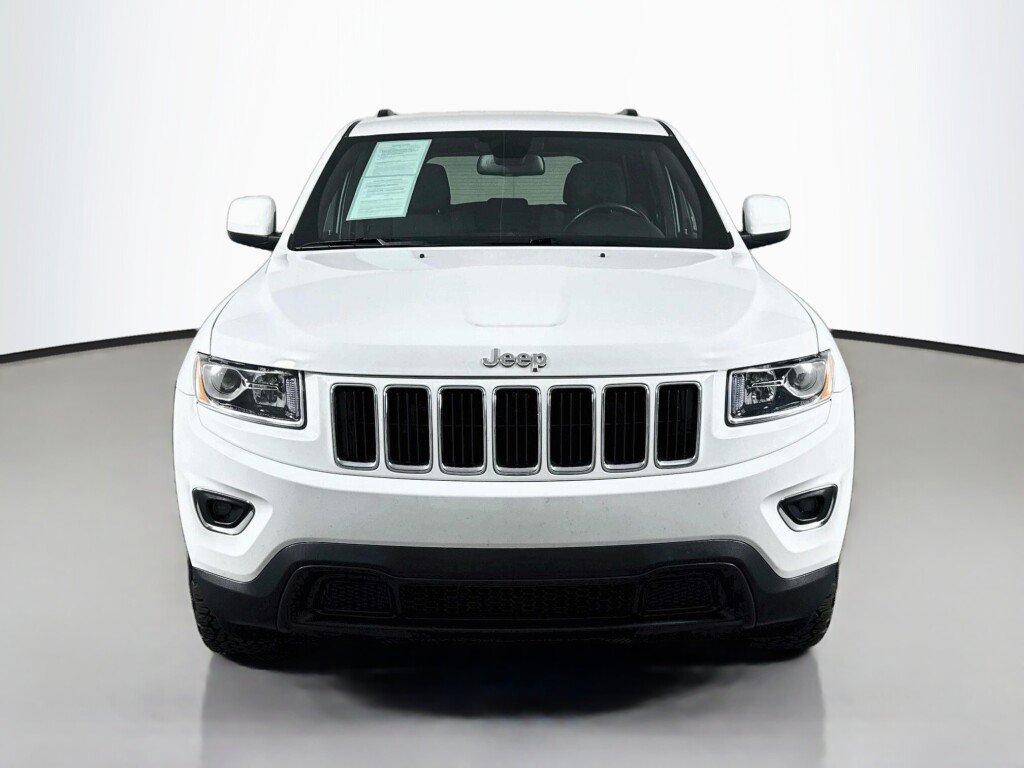 Used 2016 Jeep Grand Cherokee Laredo w/ Quick Order Package 23E AWD/4WD image 8