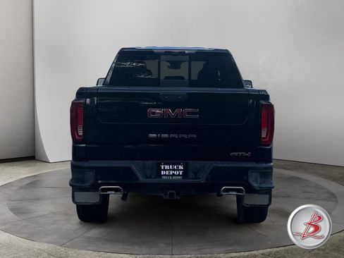 Used 2022 GMC Sierra 1500 AT4 w/ AT4 Premium Package AWD/4WD image 6