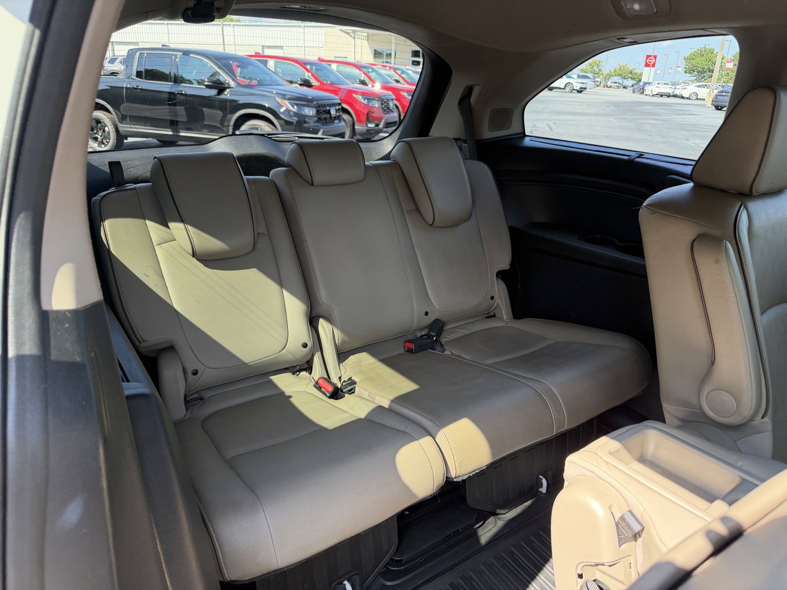 Used 2022 Honda Odyssey Elite image 14