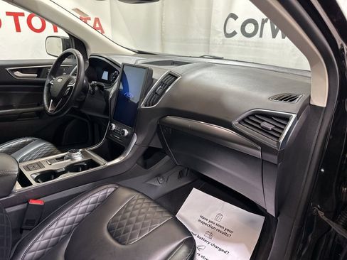 Used 2024 Ford Edge Titanium image 13