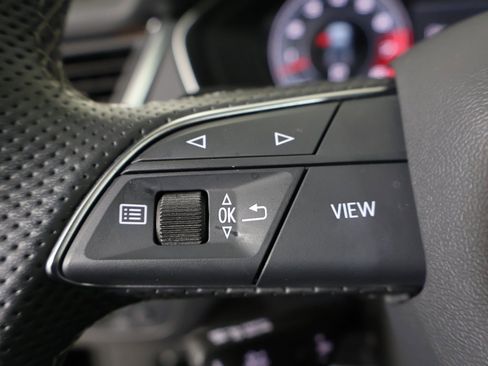 Used 2023 Audi SQ5 Premium Plus w/ Premium Plus Package image 30