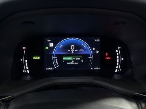 Used 2025 Toyota Camry LE FWD image 30