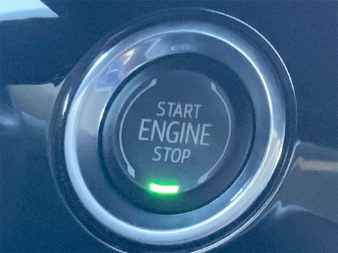 Used 2025 Buick Envision Preferred image 18