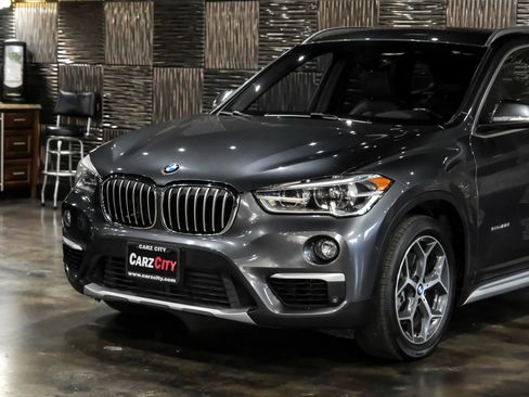 Used 2017 BMW X1 sDrive28i image 8