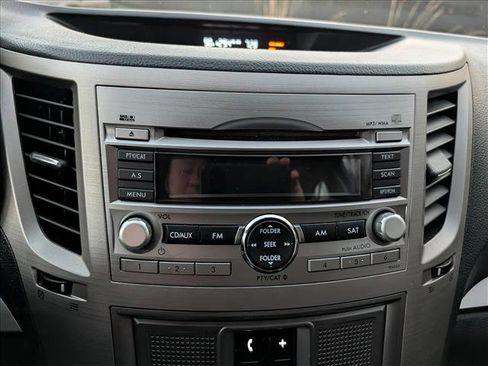 Used 2012 Subaru Legacy 2.5i image 32