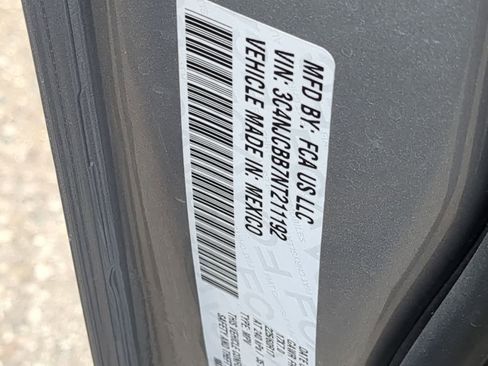 Certified 2022 Jeep Compass Latitude w/ Convenience Group image 33