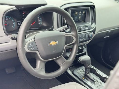 Used 2019 Chevrolet Colorado W/T w/ WT Convenience Package RWD image 18